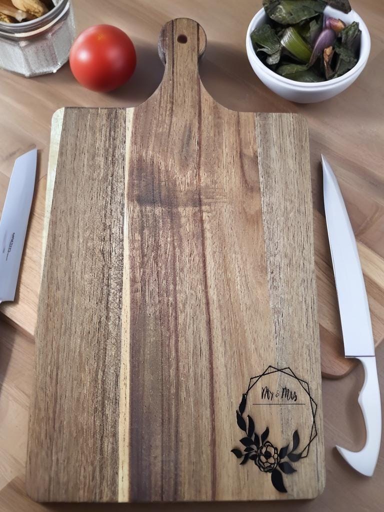 Personalized Mr. & Mrs. Cutting Board – Custom Wedding Gift, Anniversary Gift, Bridal Shower Present, Rustic Engraved Wood Board