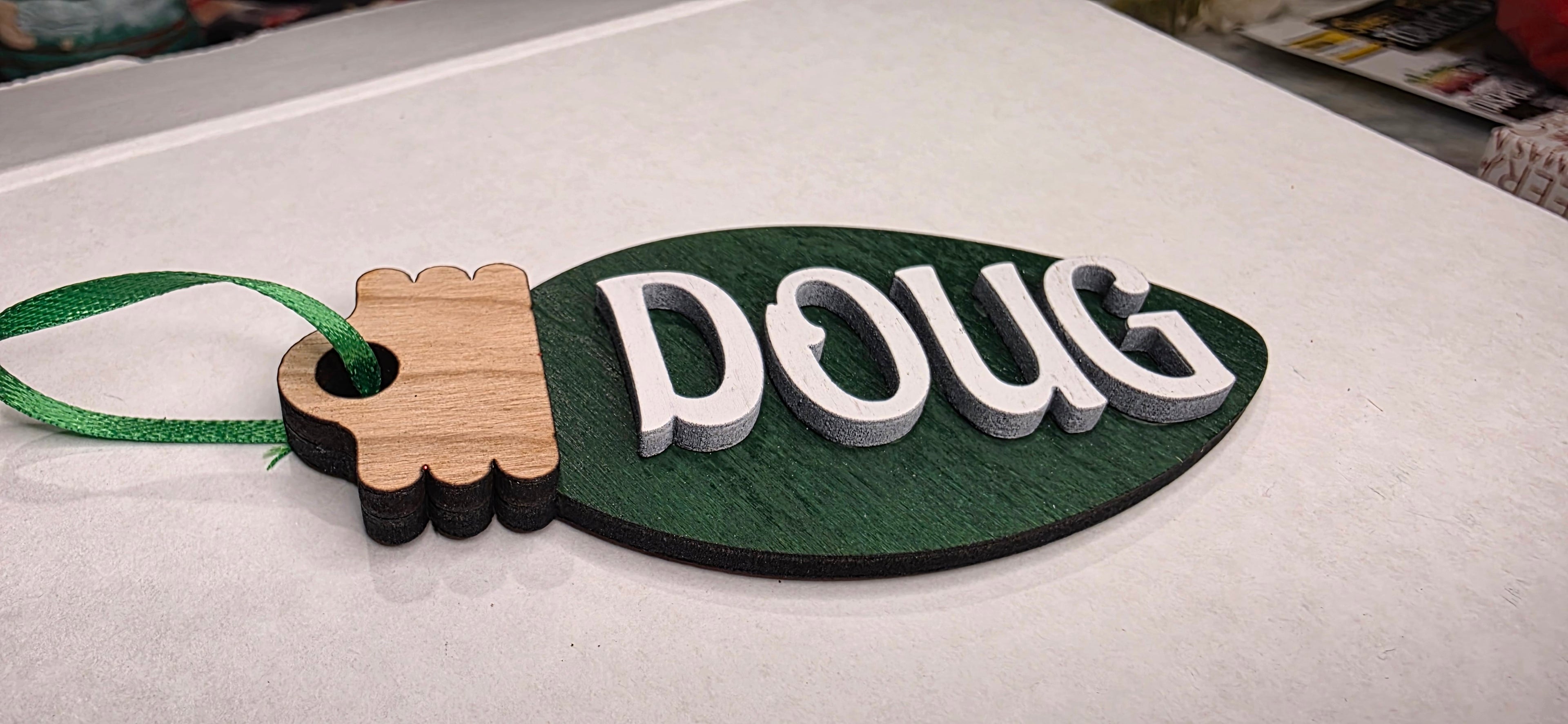 💡 Personalized Wooden Christmas Light Bulb Name Ornaments 🎄